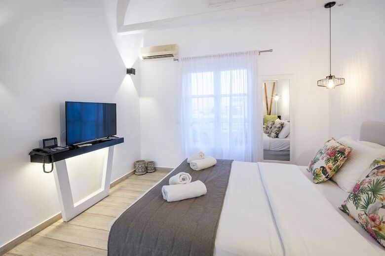 Hotel Mediterranean Royal
