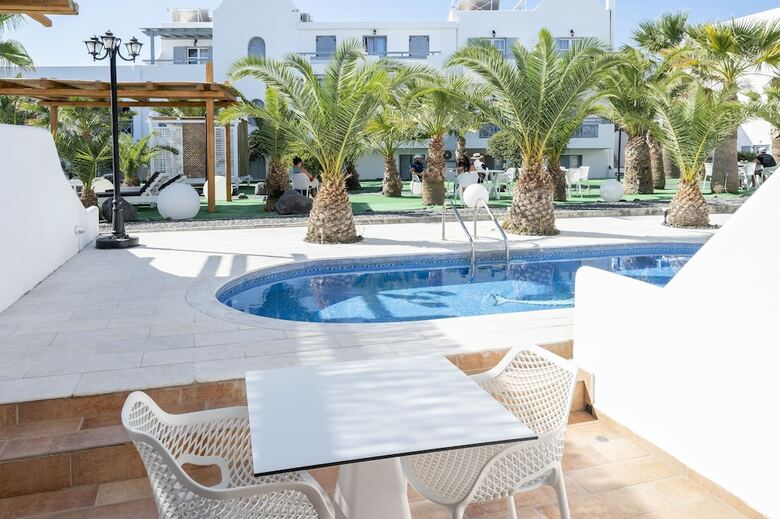 Hotel Mediterranean Royal
