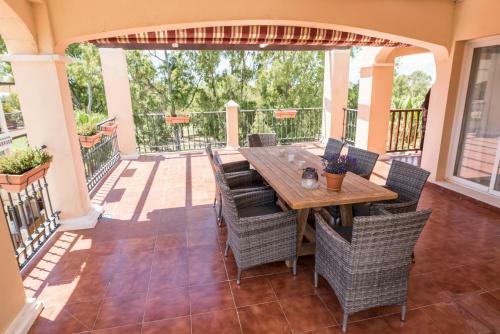 Atalaya Rooftop Apartment