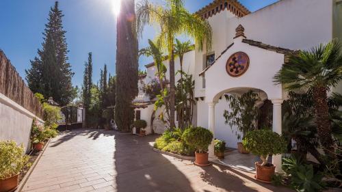 Villa Soraya Near Marbella
