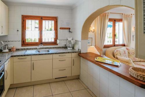 Fanadix Villa Sleeps 6 Wifi
