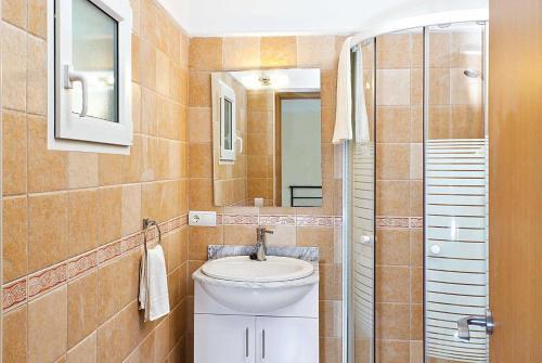 Finestrat Villa Sleeps 6 Air Con Wifi