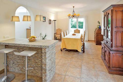 Finestrat Villa Sleeps 6 Air Con Wifi