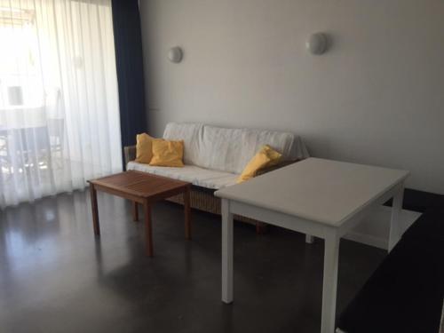 Apartamento Riera Rossello 3