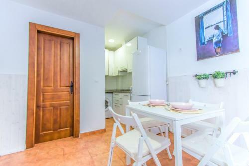 Apartamentos Arco De Las Pesas