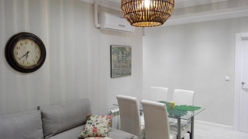 Apartamento Completo Alarc�n Centro