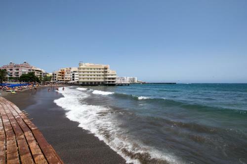 Beachfront Apartment With Panoramic Sea Views