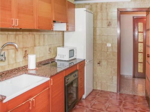 Three-bedroom Apartment In Castellon