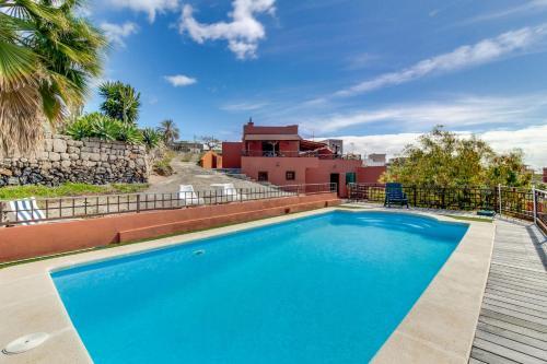 Villa Bay�n