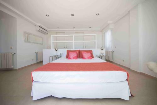 Villa White Buddha
