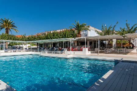 Hotel Sirocco