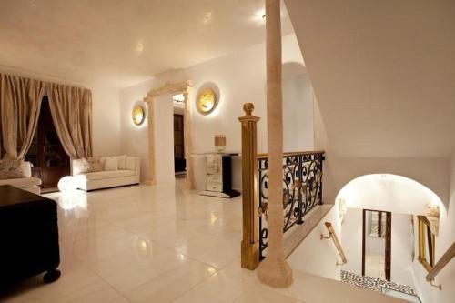 Ibiza Town Villa Sleeps 10 Pool