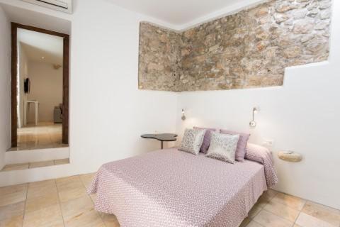 Ibiza Town Villa Sleeps 10 Pool