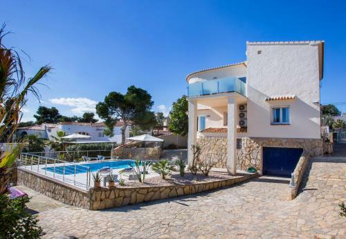 Villa Chica