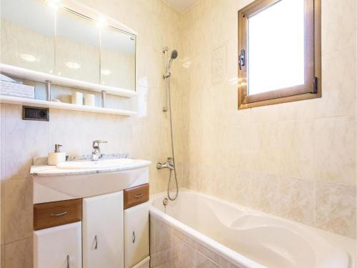 Four-bedroom Holiday Home In Javea