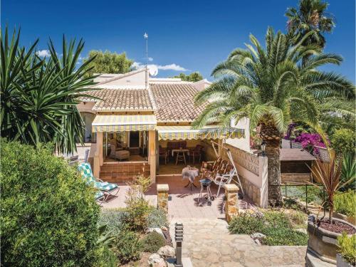 Four-bedroom Holiday Home In Javea