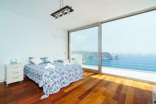 Villa Penya-segat