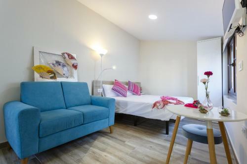 Arenal Studio City Center Surthy Apartments