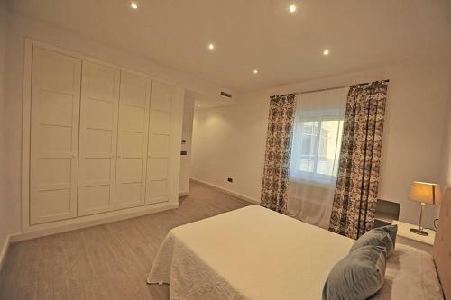 Apartamento Terrazas Plaza Arenal Cinco Dormitorios