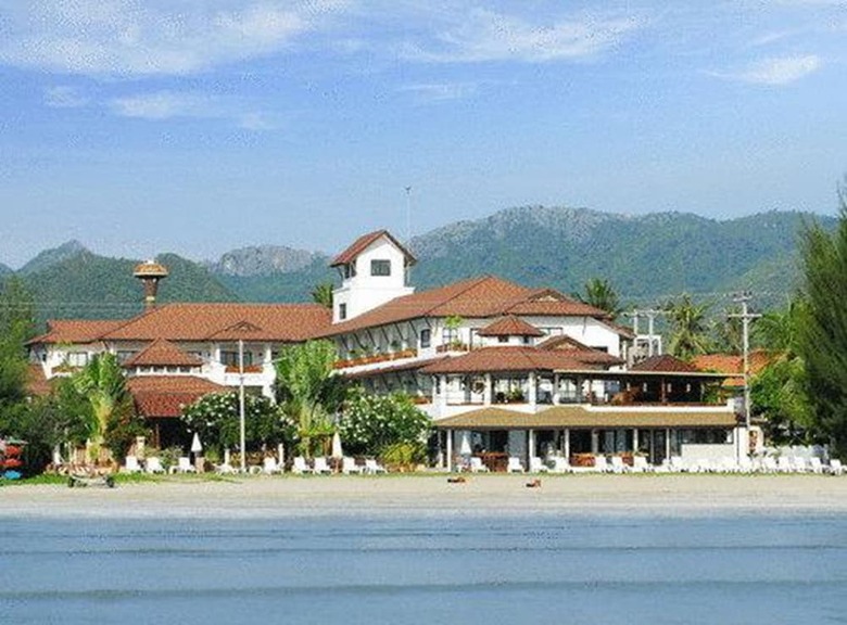 Hotel Anchana Resort And Spa