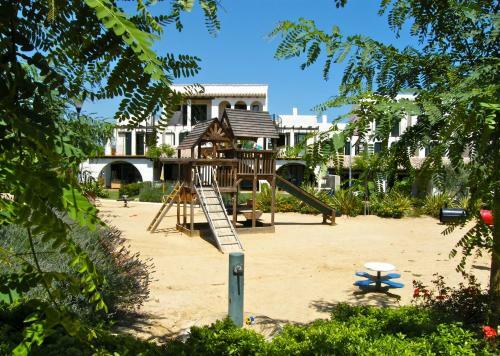 Casa 8 Great Pools,beach & Seaview