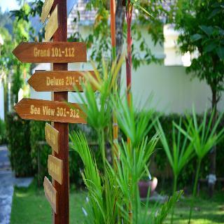 Hotel Bhu Nga Thani Resort And Spa