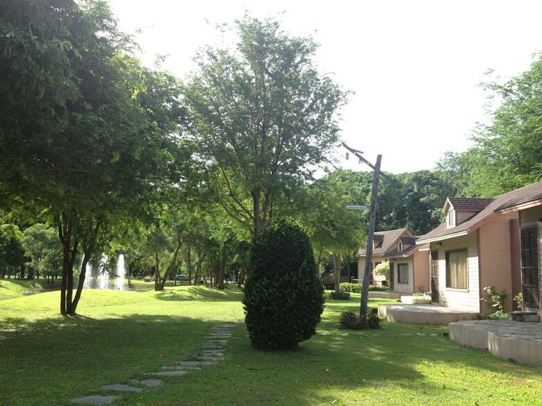 Hotel Comsaed River Kwai Resort