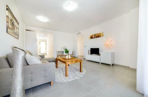 Torre De La Horadada Villa Sleeps 6 Pool Air Con