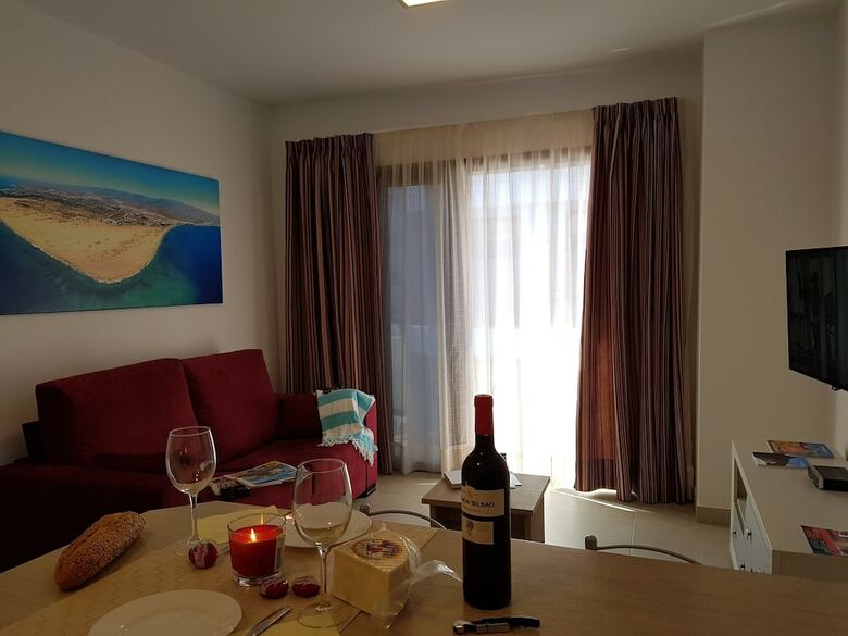Canteras Suites Apartments