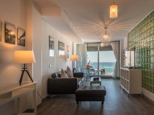 Apartment Seafront Apartment Sagasta