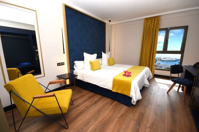 Design Plus Bex Hotel