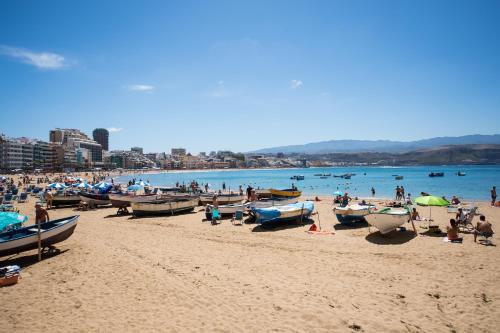 Seafront Apartment Las Canteras Beach 24