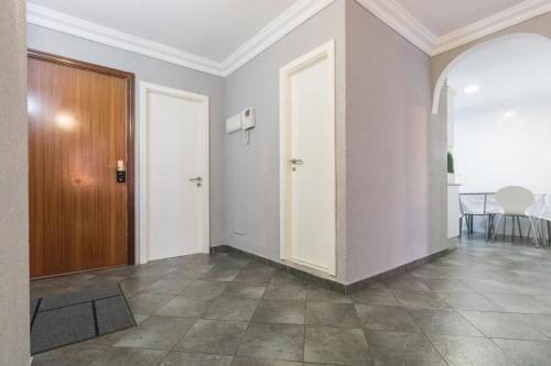 Central Square Apartment To Share "with Sea Views"
