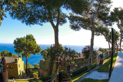Llafranc Villa Sleeps 8 Pool Wifi