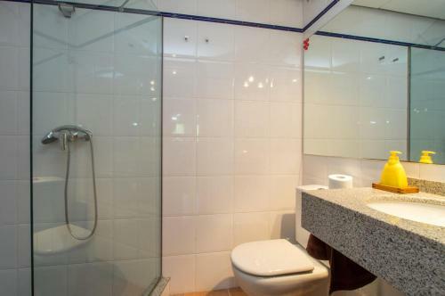 Llafranc Villa Sleeps 8 Pool