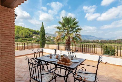 Lliber Villa Sleeps 6 Air Con Wifi