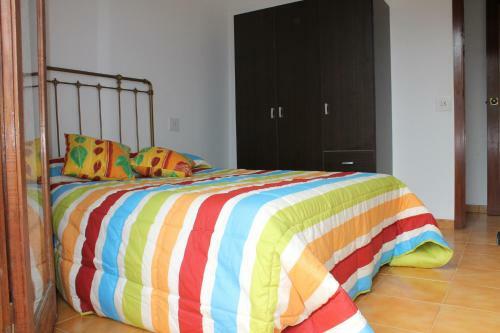 Casa Con Piscina Comunitaria En Lloret.