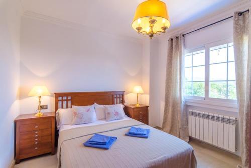 Lloret De Mar Villa Sleeps 11 Pool Air Con Wifi