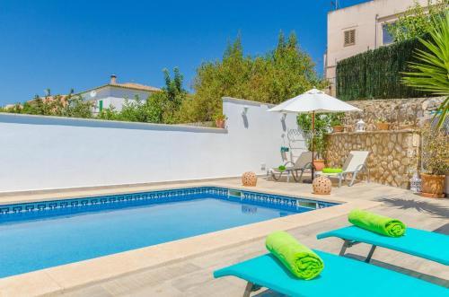 Villa Esmaez