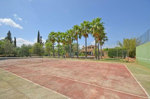 Villa Tiraset