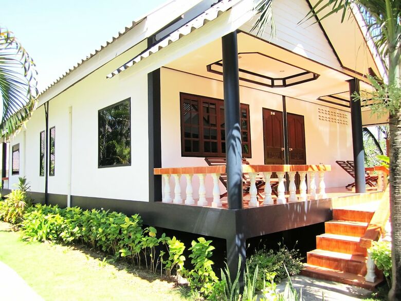 Hotel Lanta Il Mare Beach Resort