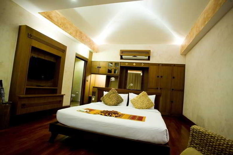 Hotel Montien House