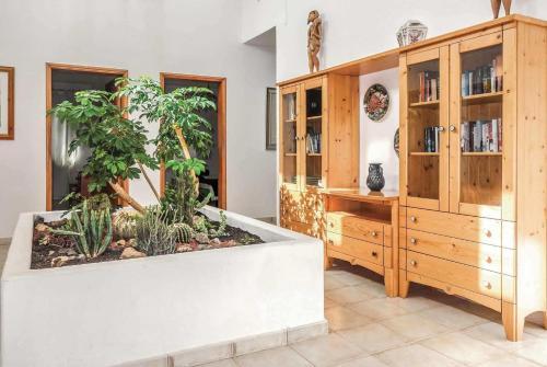 Macher Villa Sleeps 10 Wifi
