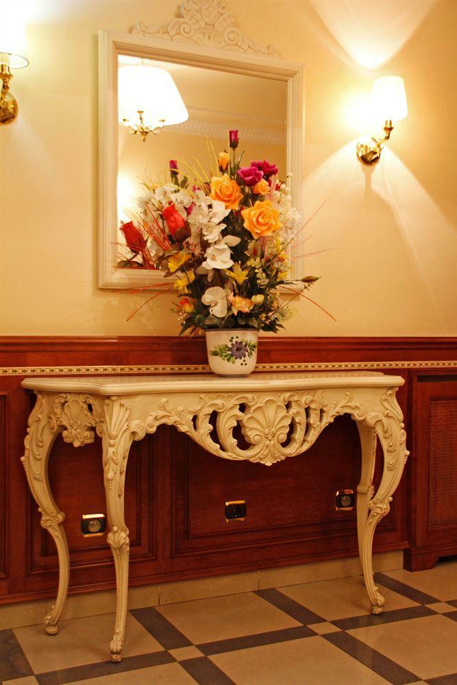 Hostal Victoria II