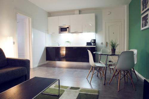 Apartamento Six Rooms Plaza Mayor