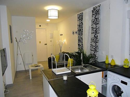 Gifsa Bravo Murillo Apartment