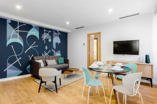 Home Art Apartments