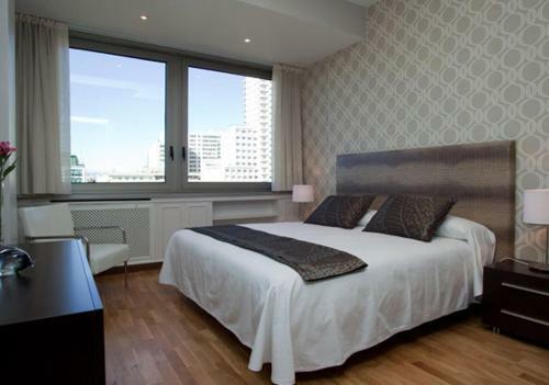 Apartamentos Madrid Plaza