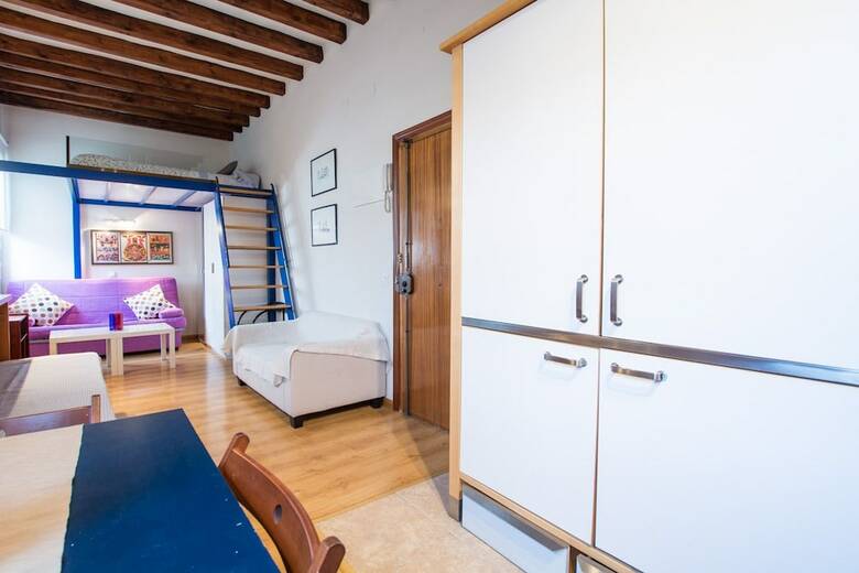 Mc Yolo Apartamento Museo Reina Sofia Ll