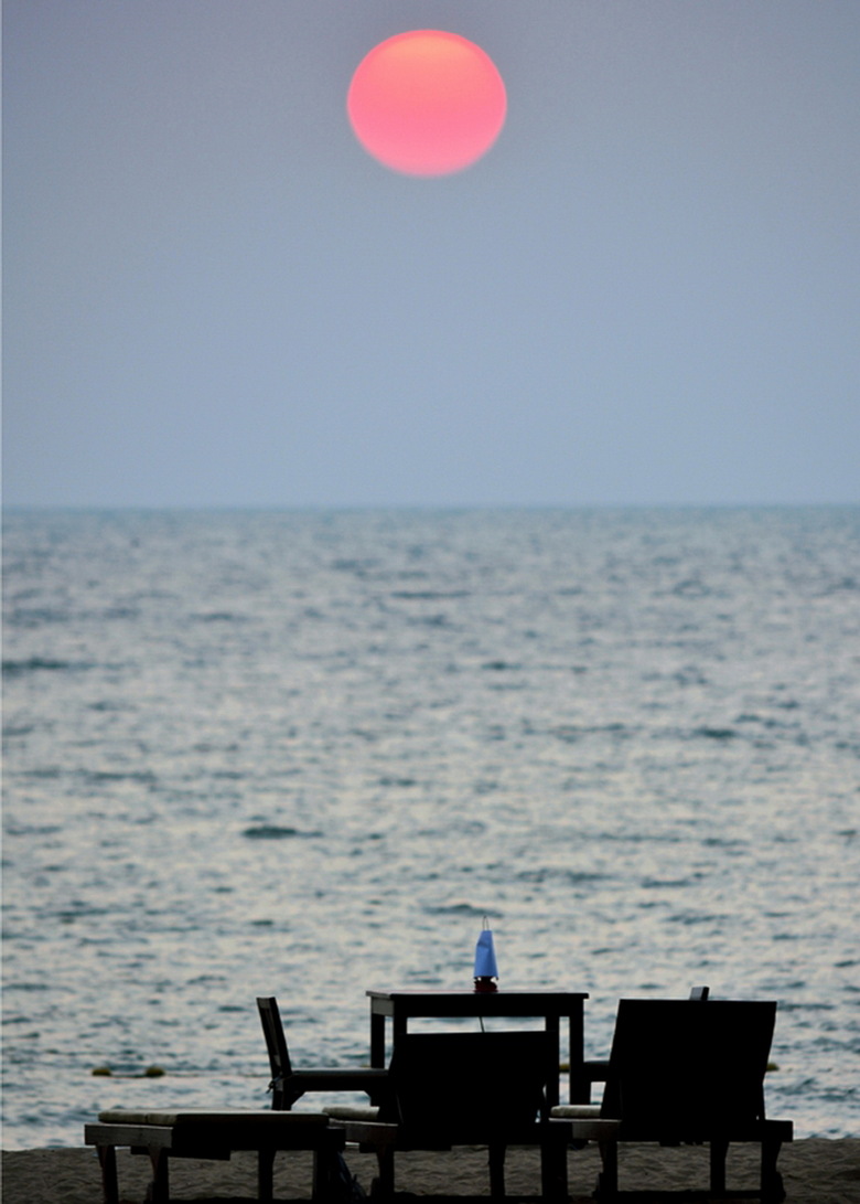 Hotel Ravindra Beach Resort And Spa